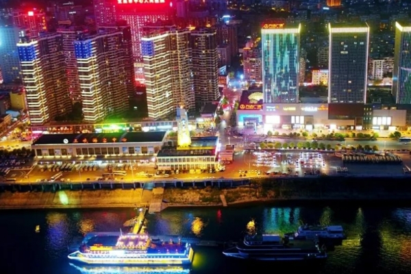 你好，長江夜游