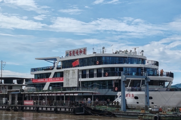 兩壩一峽+三峽升船機一日游怎么玩?一天能過兩個壩嗎?