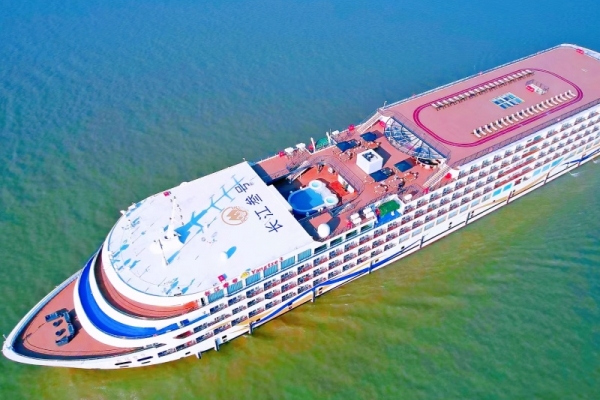 【長航系列】[長江叁號]長江三峽豪華游船 中式文化相結(jié)合的風(fēng)格，布局合理、格調(diào)高雅，北歐風(fēng)格和中國元素相結(jié)合的智慧化郵輪體驗