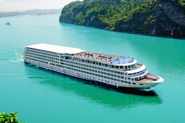 【總統系列】總統系列游輪是最早一批經營長江游輪旅游的專業化大型游輪[總統六號]、[總統七號]、[總統八號]