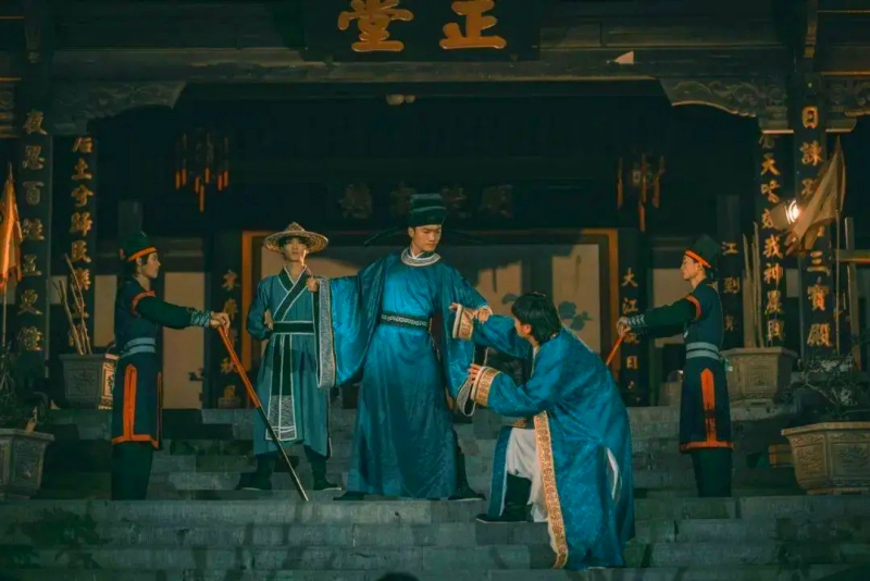 千年巴東一夜回