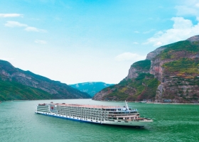 世紀(jì)凱歌游輪重慶到宜昌行程，2025年豪華游輪四日游推薦