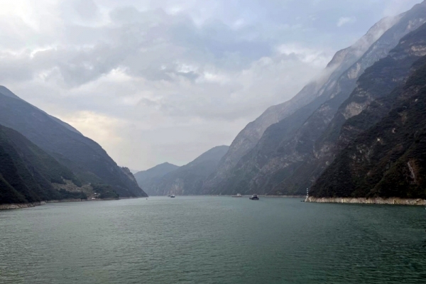 宜昌到重慶坐船多少公里,從宜昌乘坐世紀江山如詩游輪到重慶要多久時間