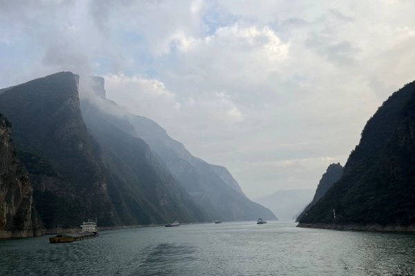 長江三峽一日游世紀江山如詩游船五一價格