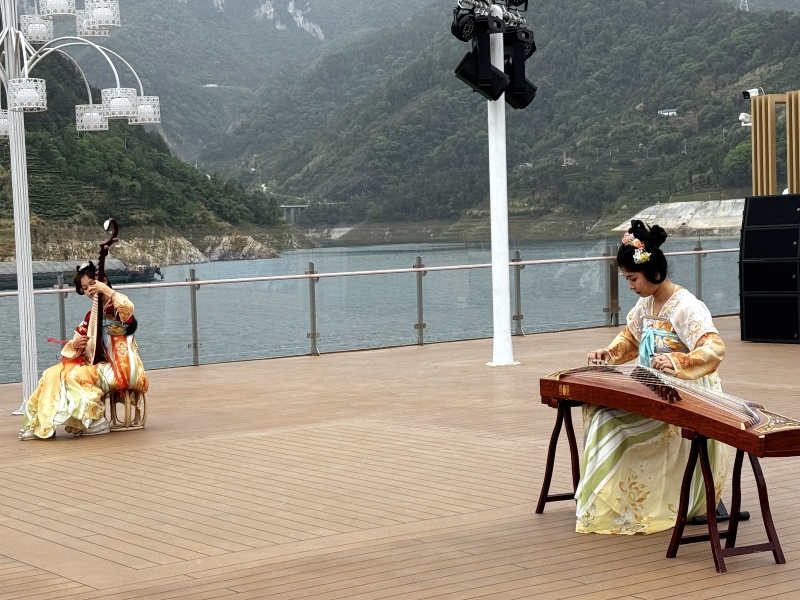 14d9e6b94587d06f66f295f528a6acd_副本