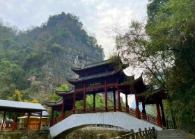 宜昌瀑布全景+船進三峽人家二日游跟團游