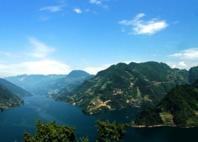 宜昌兩壩一峽+車進三峽人家+清江畫廊三日游跟團游行程