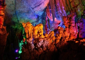 三峽大瀑布/金獅洞/情人泉/三峽人家全景二日游