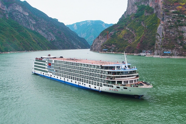 世紀(jì)凱歌號(hào)游輪怎么樣：重慶宜昌航線 / 船期價(jià)格特點(diǎn) / 行程景點(diǎn)全攻略