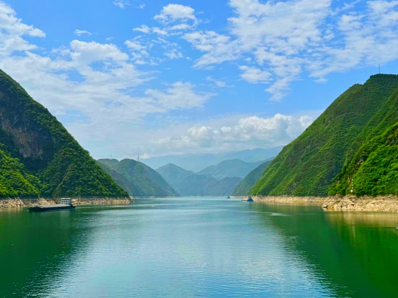 8245d8164a4f0d081a7dcfa6ec3ffcf_副本