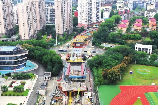 夷陵長江大橋延伸段快速化改造正在加速推進