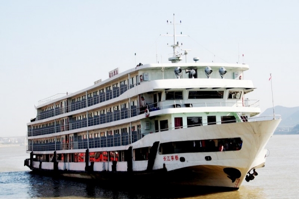 宜昌到重慶三天兩晚的游船多少錢?三峽游船在哪里預訂?