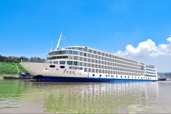 世紀榮耀號游輪介紹:長江旗艦級游輪的五星舒適之旅