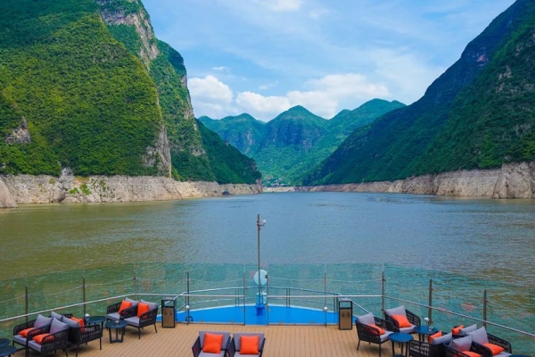 長(zhǎng)江三峽游輪總統(tǒng)七號(hào)船票包含哪些服務(wù)?不含哪些服務(wù)?