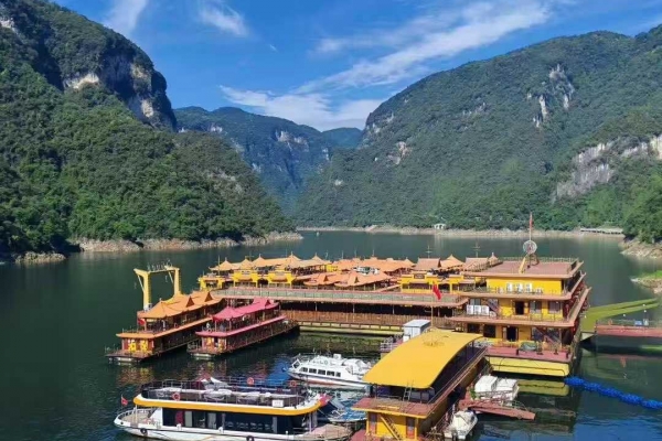 冬季清江畫廊開放嗎？散客交通攻略全解析